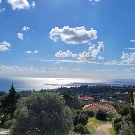 Evangelia's - 3 Bedroom Sea View Argostoli (Kefalonia)